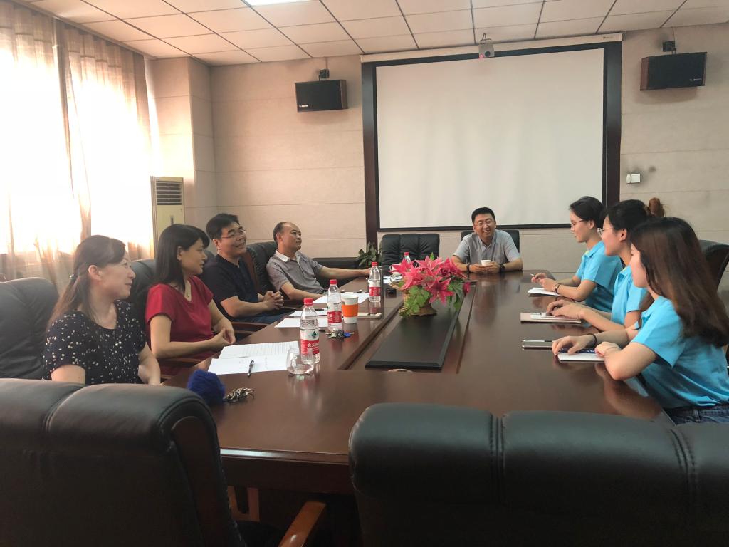 开云体育
举办“优秀夏令营”座谈会.jpg